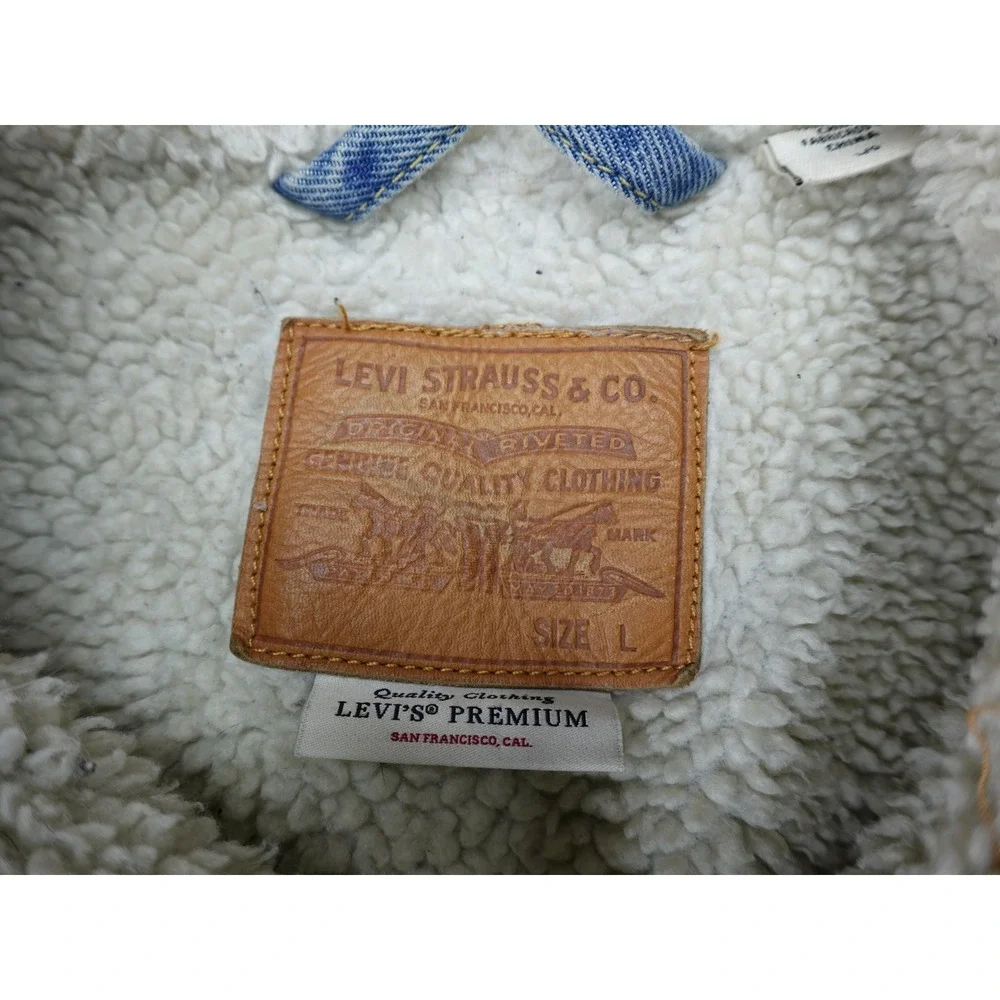 Levis Sherpa Lined Trucker Jacket Mens Large Light Blue Good Denim 16365-0070